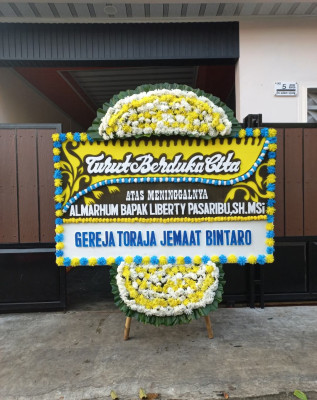 Papan Bunga Duka di Palbapang